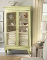 Somerset Bay Camden Display Case